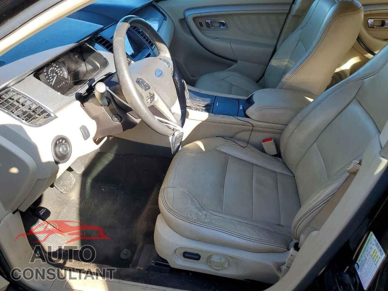 FORD TAURUS 2013 - 1FAHP2E81DG179855