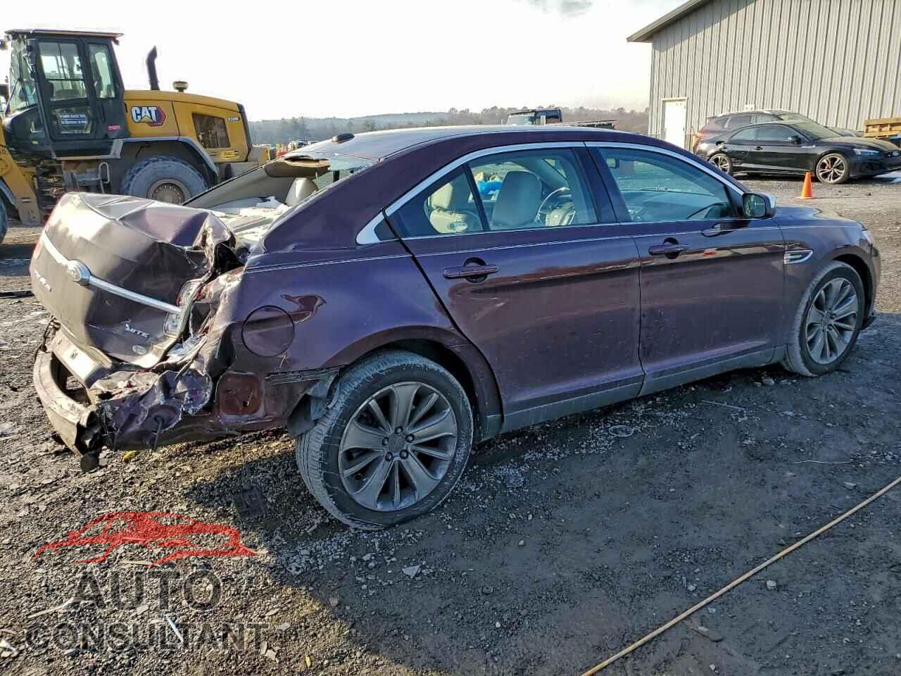 FORD TAURUS 2011 - 1FAHP2FW4BG128733