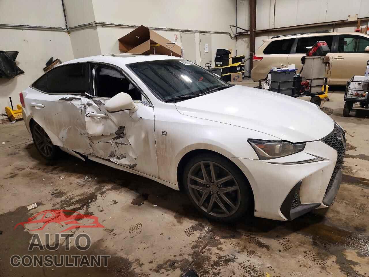 LEXUS IS 2017 - JTHCM1D28H5016124
