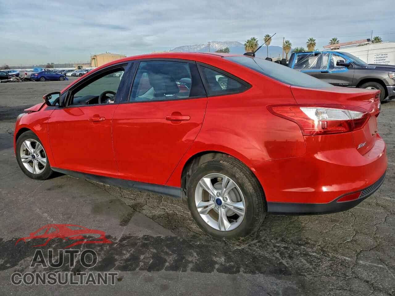 FORD FOCUS 2014 - 1FADP3F2XEL186391