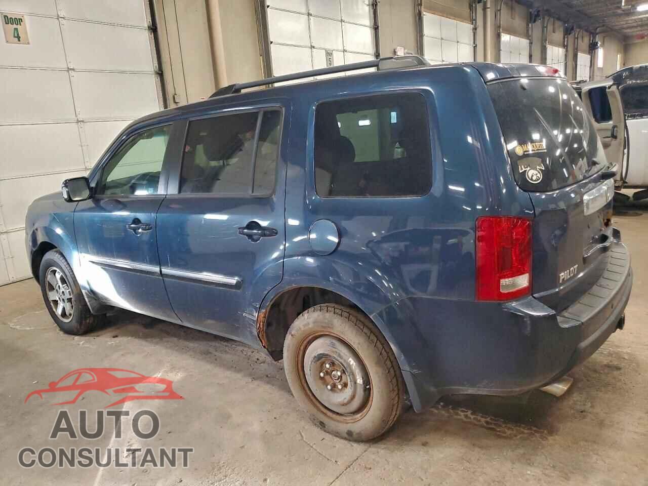 HONDA PILOT 2010 - 5FNYF4H96AB030084