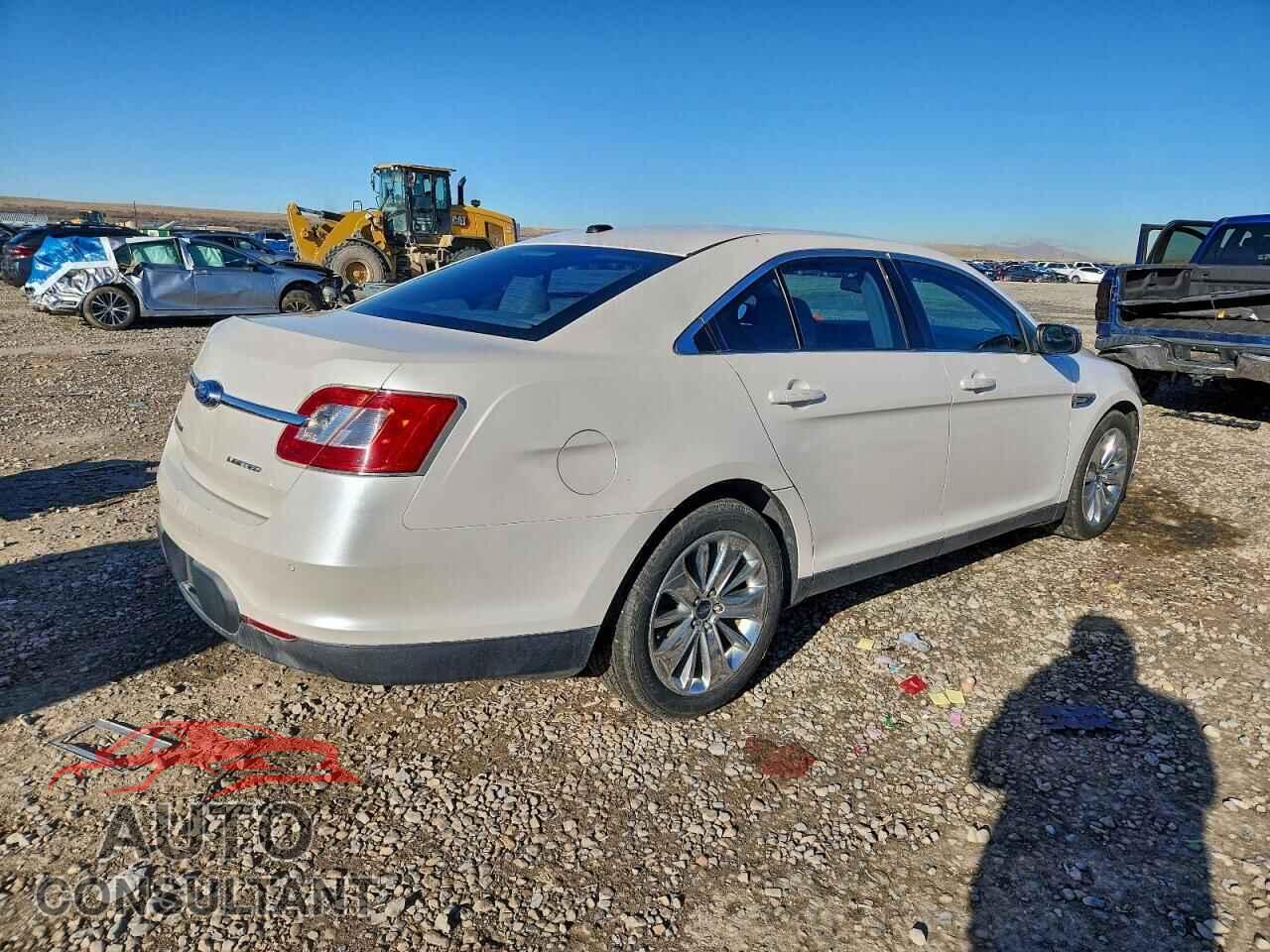 FORD TAURUS 2012 - 1FAHP2FW8CG121589