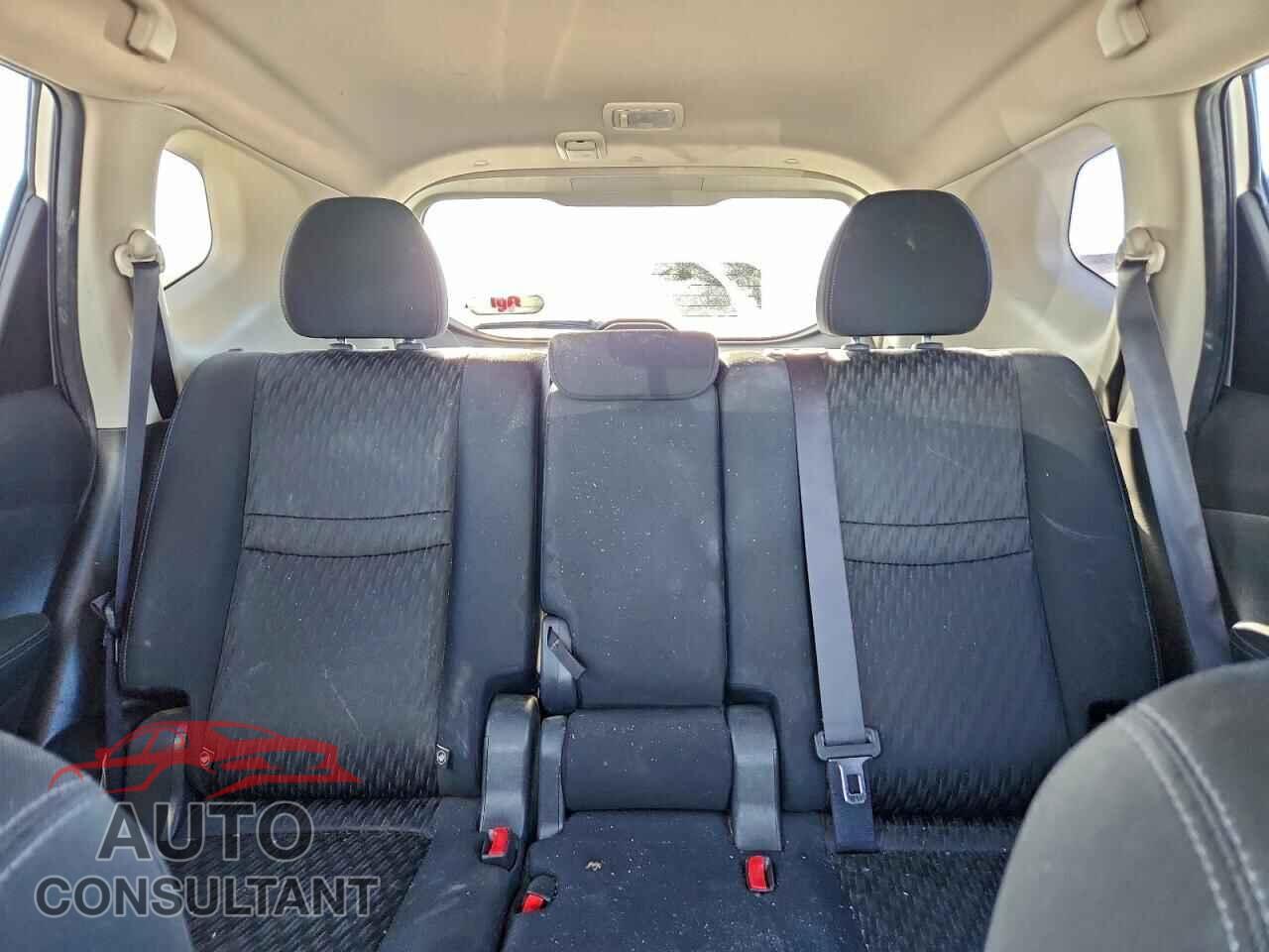 NISSAN ROGUE 2017 - KNMAT2MV7HP544513
