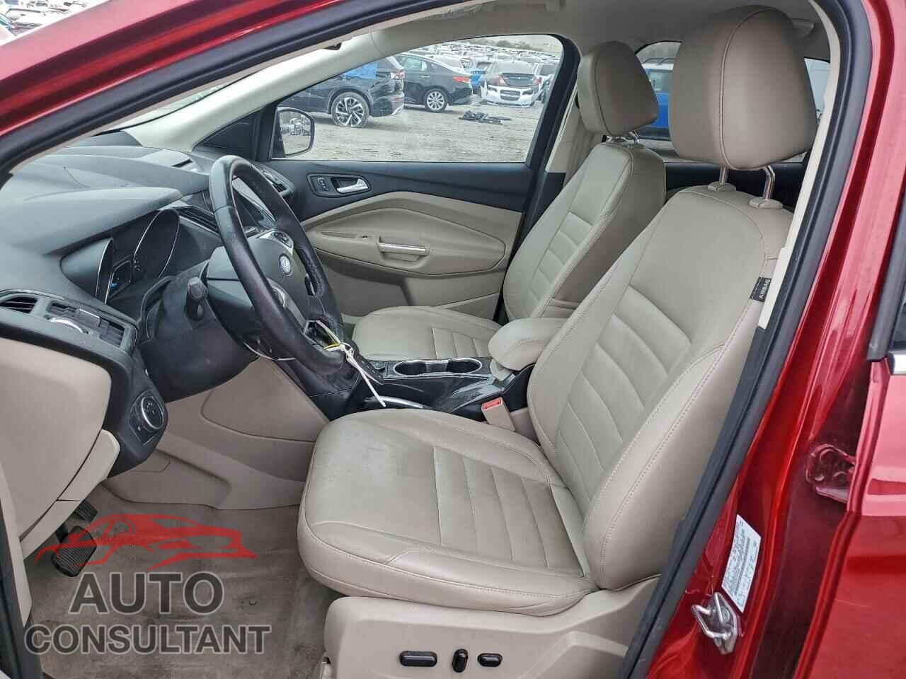 FORD ESCAPE 2015 - 1FMCU9JX5FUB70496