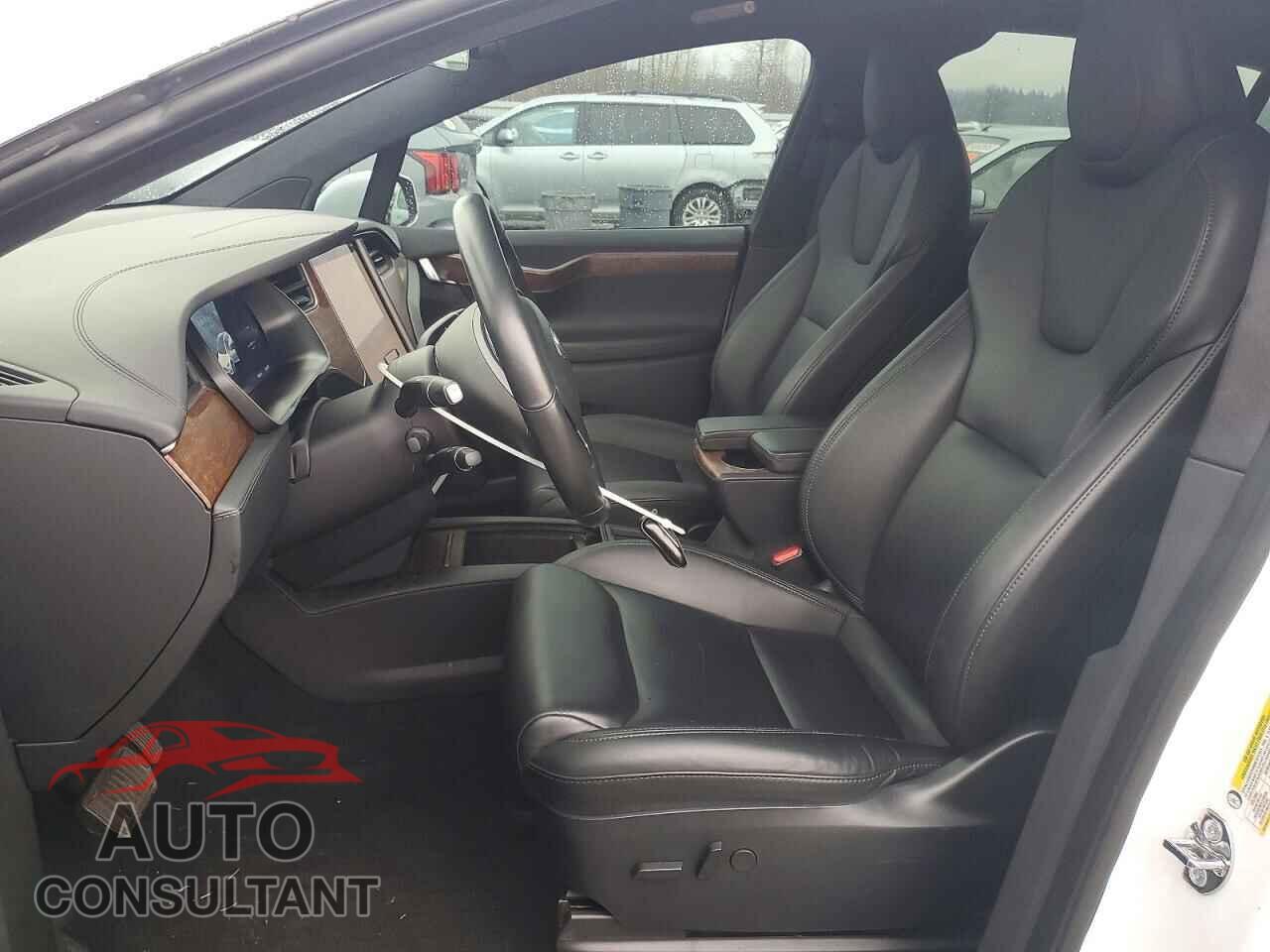 TESLA MODEL X 2020 - 5YJXCBE21LF249506