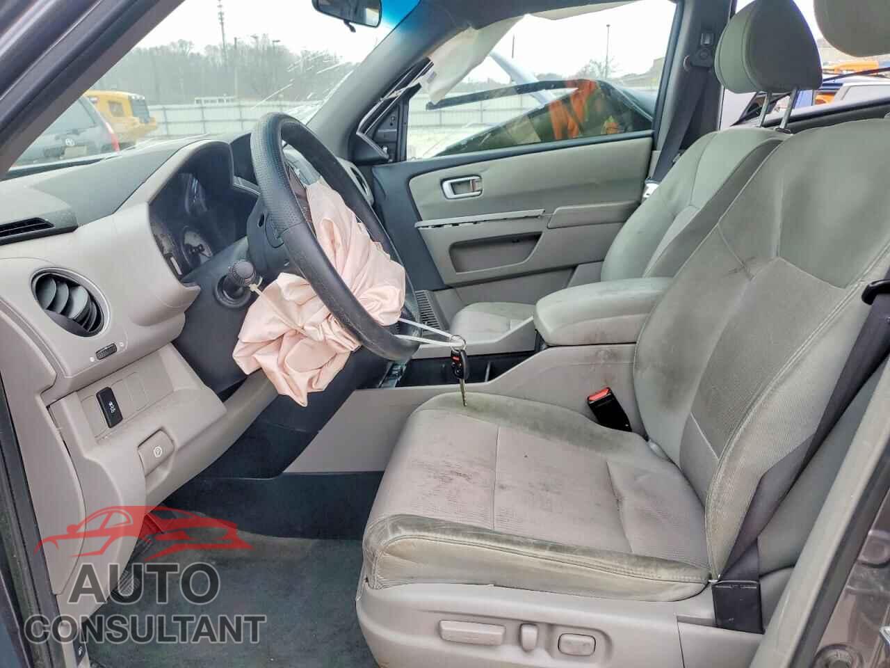HONDA PILOT 2015 - 5FNYF4H48FB079041