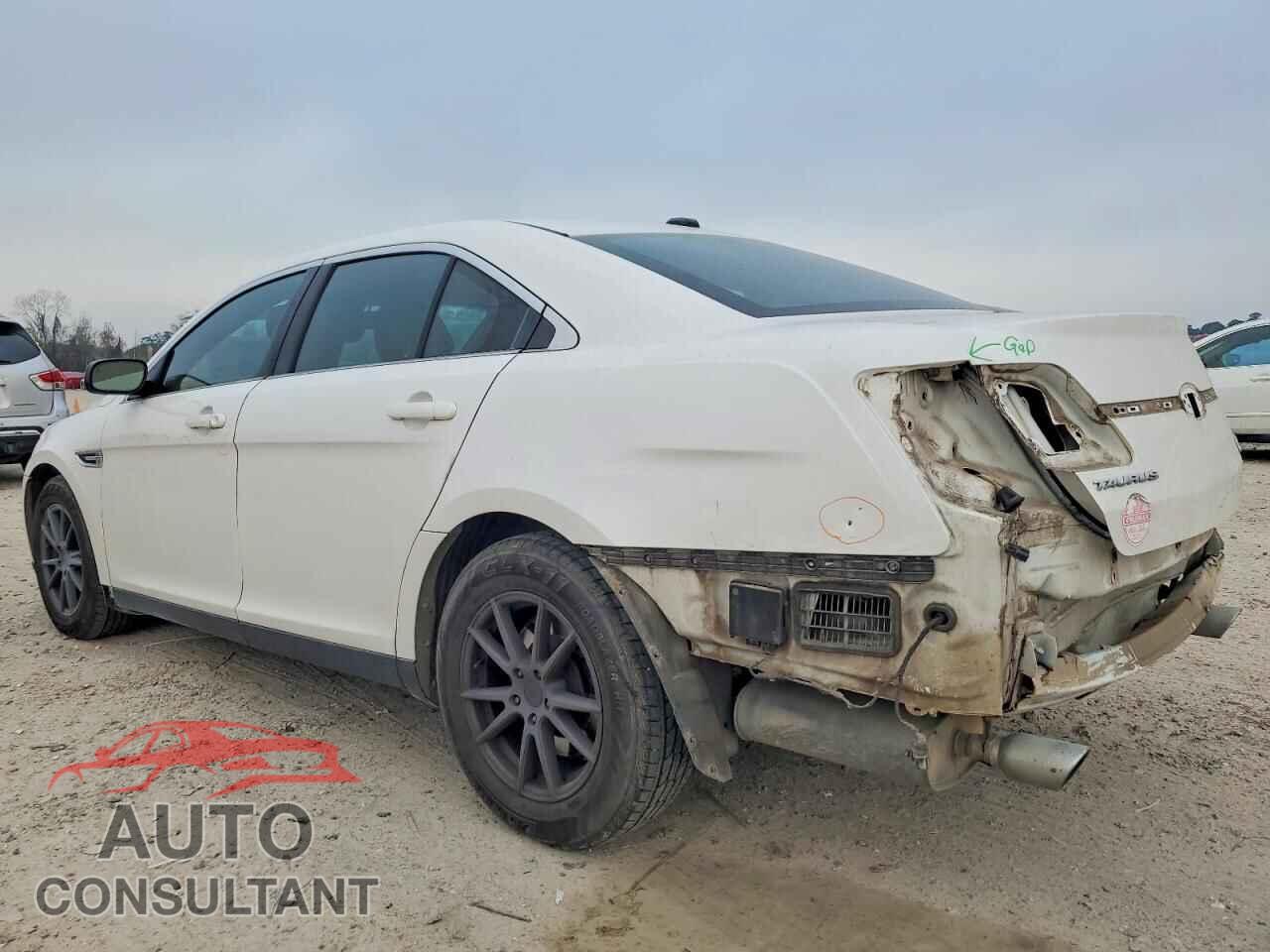 FORD TAURUS 2013 - 1FAHP2F89DG208842