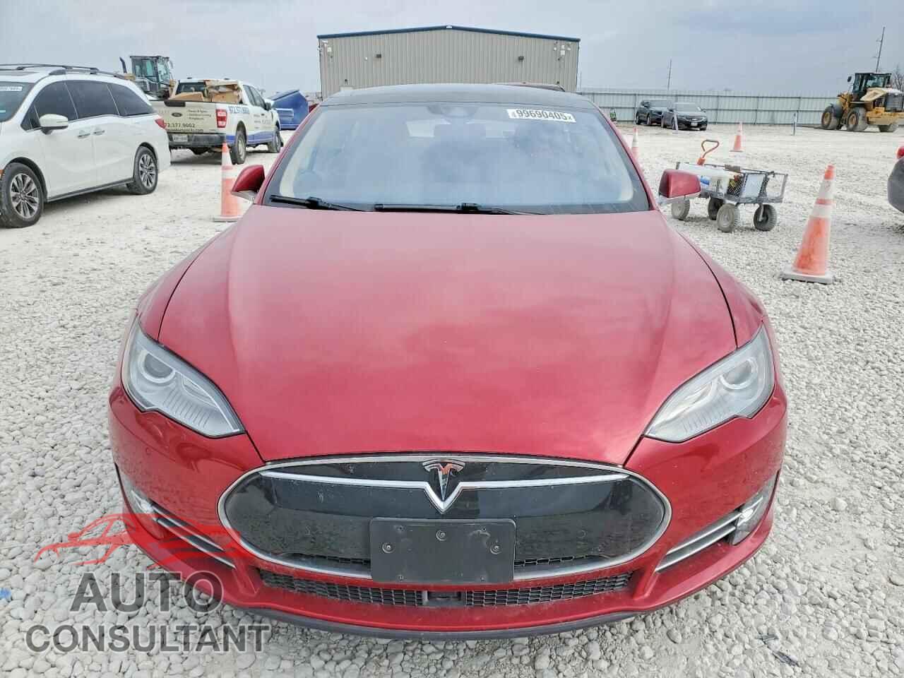 TESLA MODEL S 2014 - 5YJSA1H16EFP52920