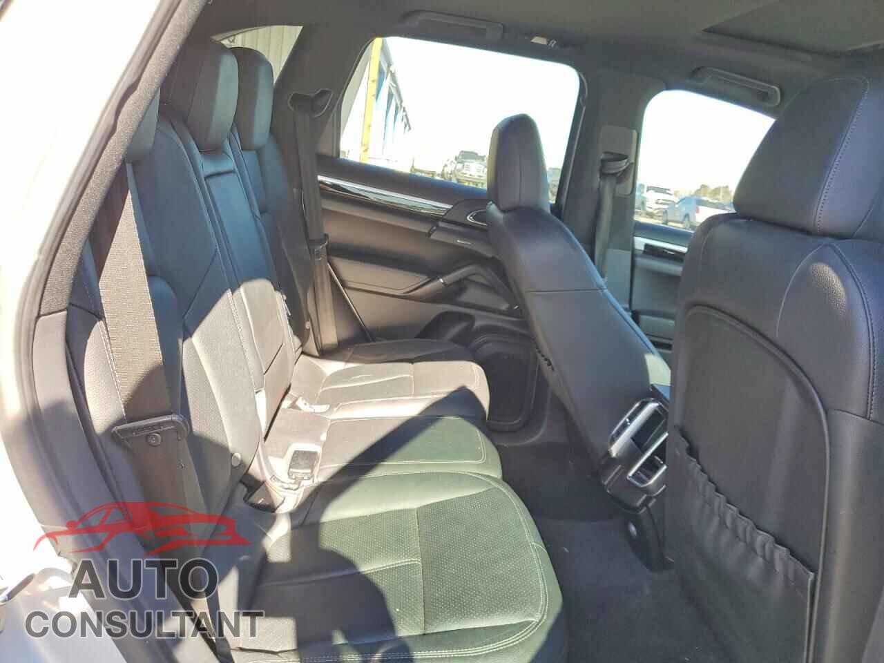 PORSCHE CAYENNE 2013 - WP1AA2A27DLA05650