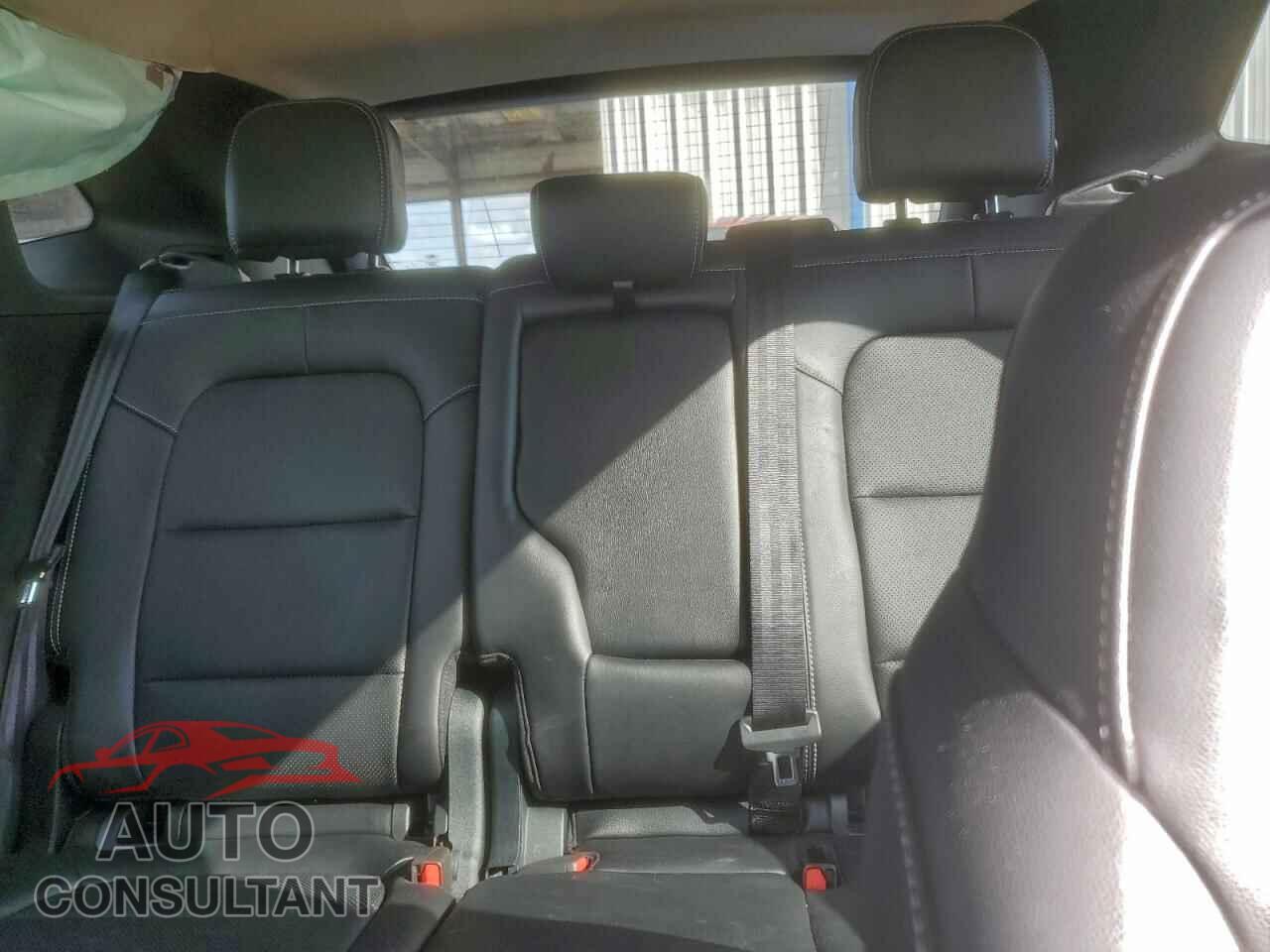 FORD ESCAPE 2020 - 1FMCU0H61LUA94070