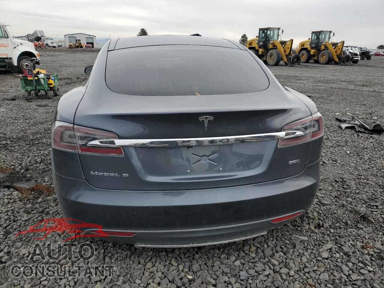 TESLA MODEL S 2015 - 5YJSA1E20FF117416