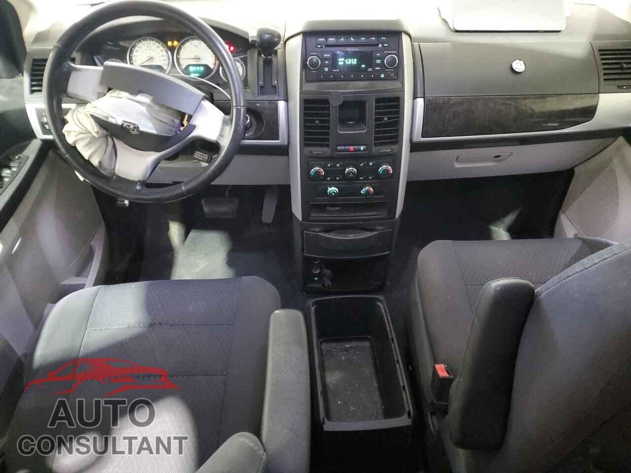 DODGE CARAVAN 2010 - 2D4RN5D11AR211579