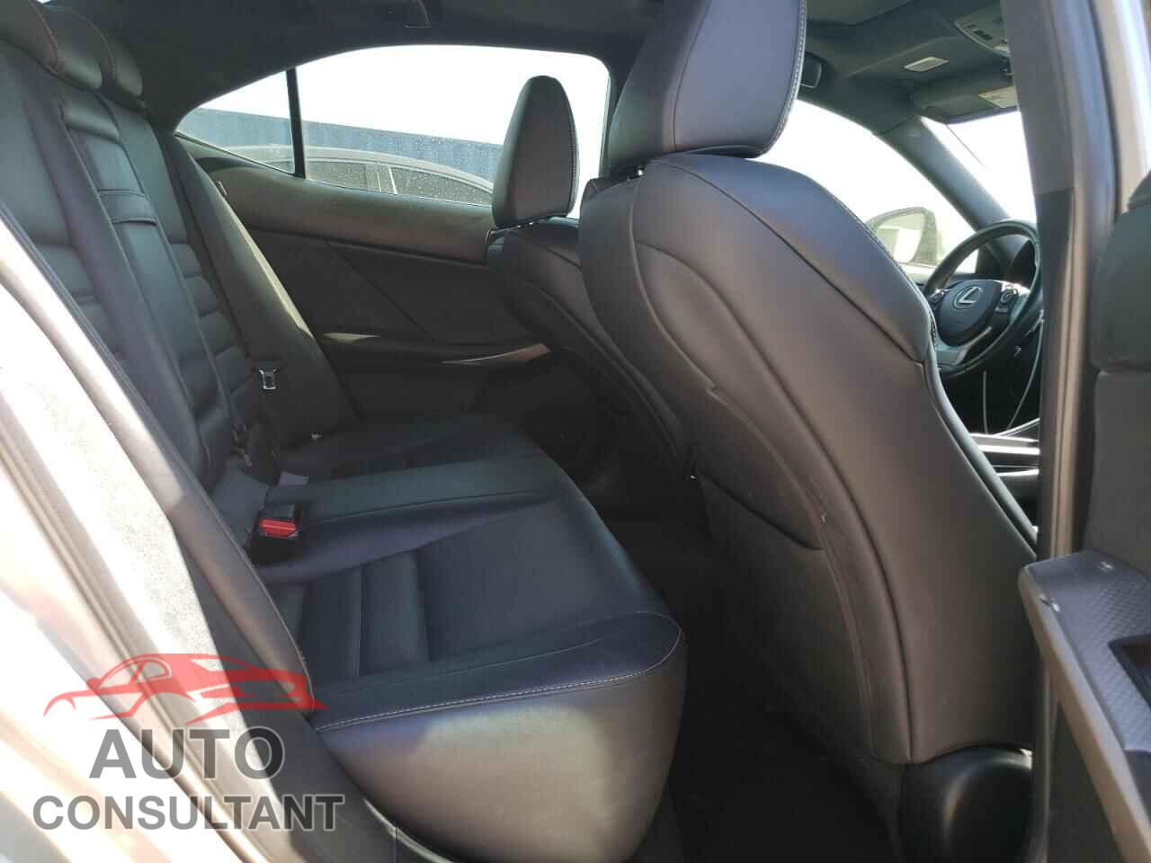 LEXUS IS 2015 - JTHBF1D26F5050596
