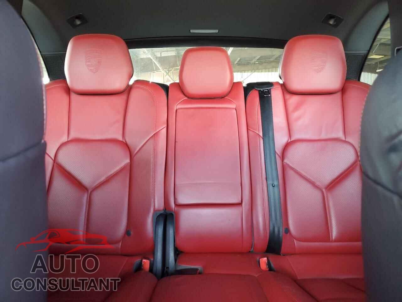 PORSCHE CAYENNE 2014 - WP1AF2A24ELA43016