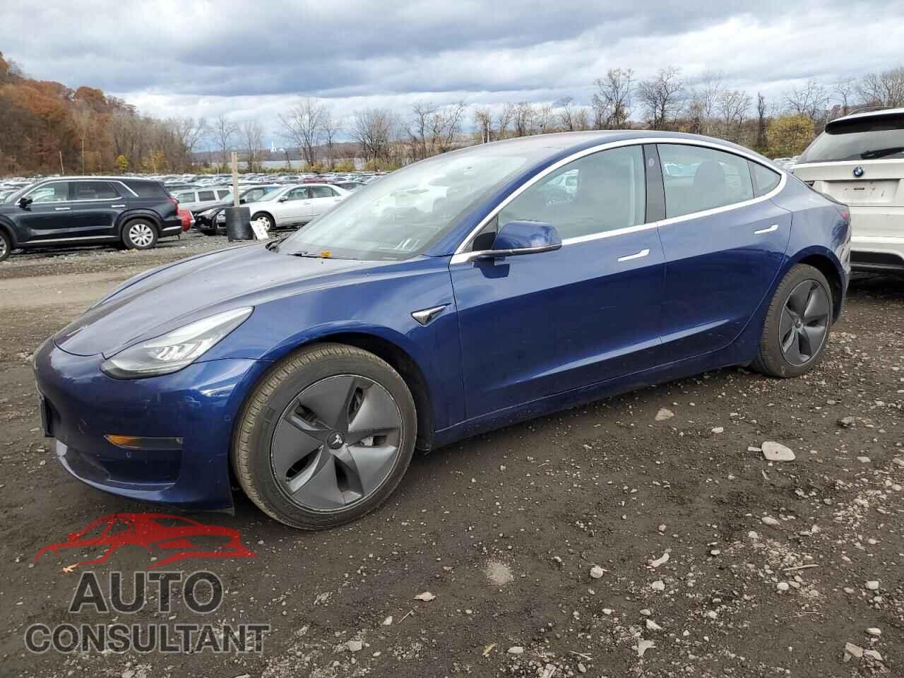 TESLA MODEL 3 2018 - 5YJ3E1EB2JF120352