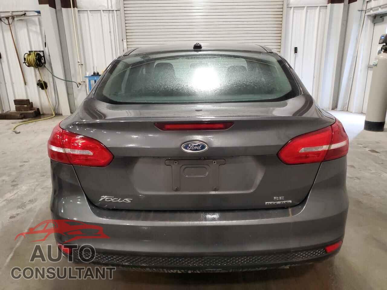 FORD FOCUS 2016 - 1FADP3F21GL312429
