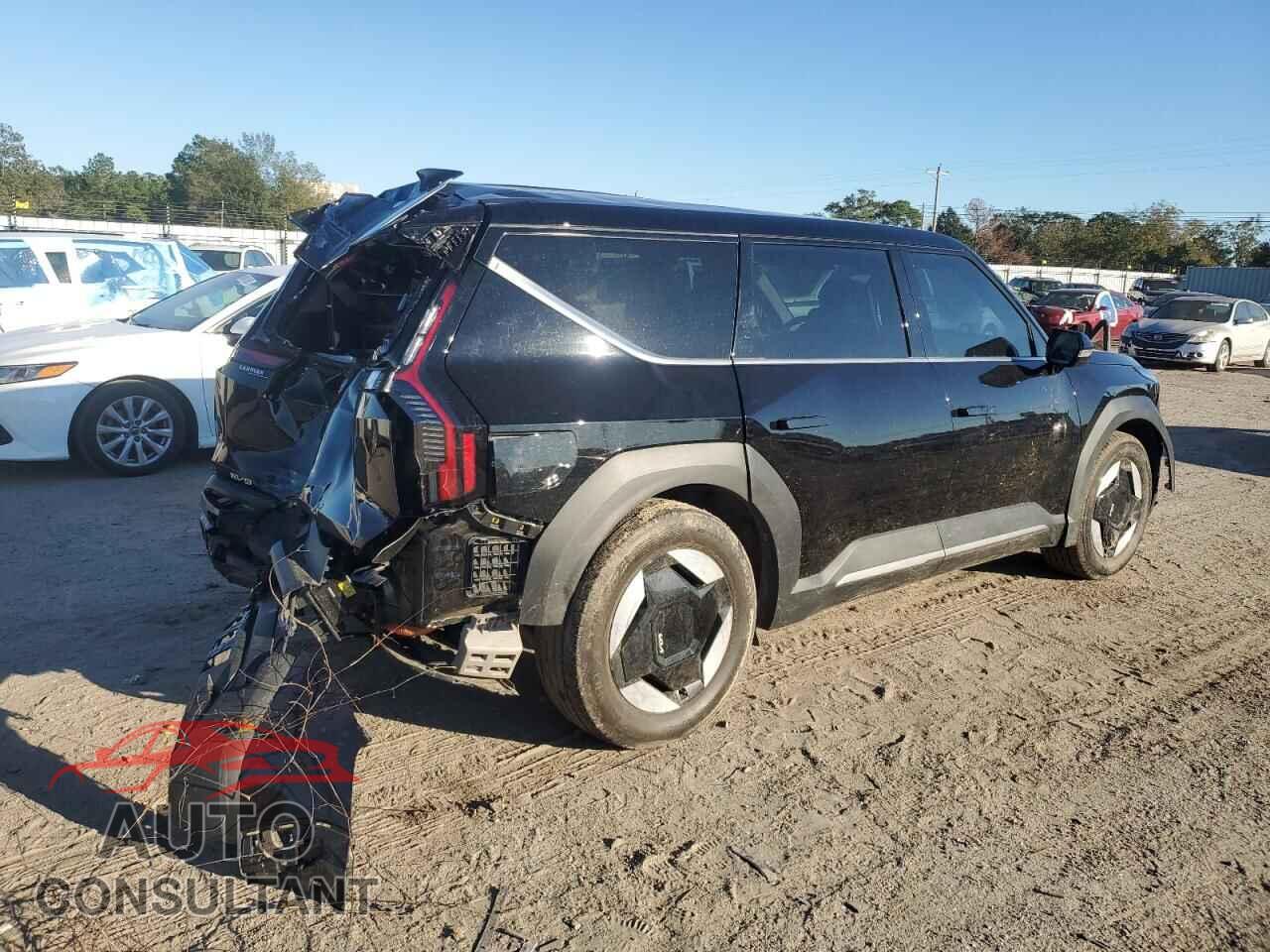 KIA EV9 LIGHT 2024 - KNDAA5S29R6044196