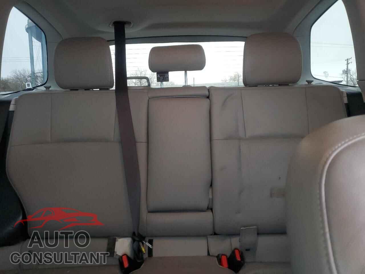SUBARU FORESTER 2017 - JF2SJAJC7HH480850