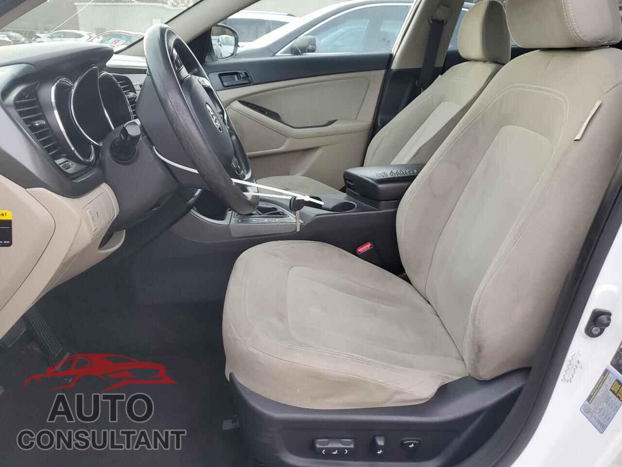 KIA OPTIMA 2011 - KNAGM4A71B5186429