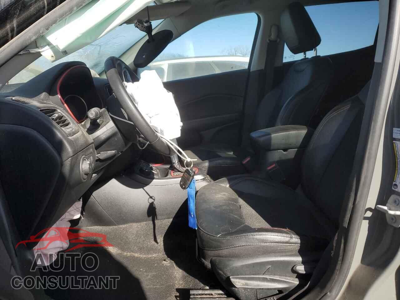 JEEP COMPASS 2021 - 3C4NJDDB2MT538066