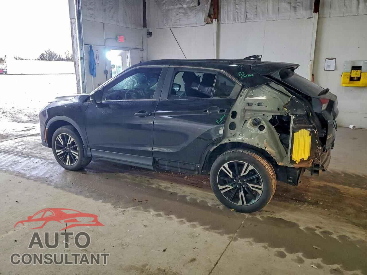 MITSUBISHI ECLIPSE 2023 - JA4ATWAAXPZ039054