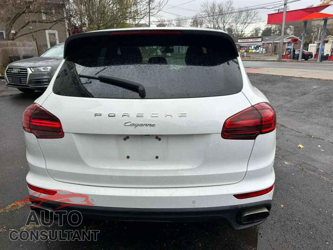 PORSCHE CAYENNE 2017 - WP1AA2A20HKA82954