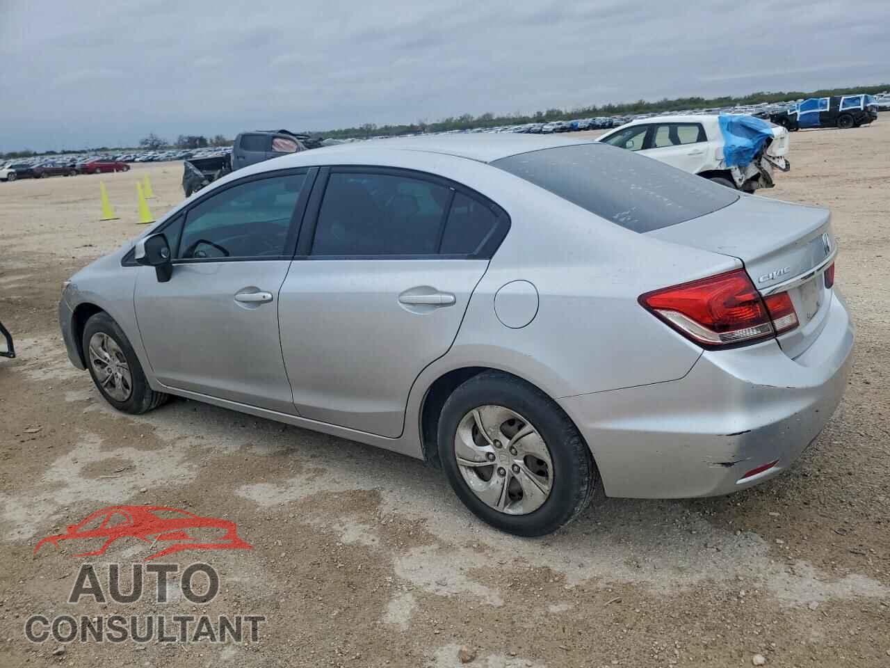 HONDA CIVIC 2013 - 2HGFB2F53DH528931