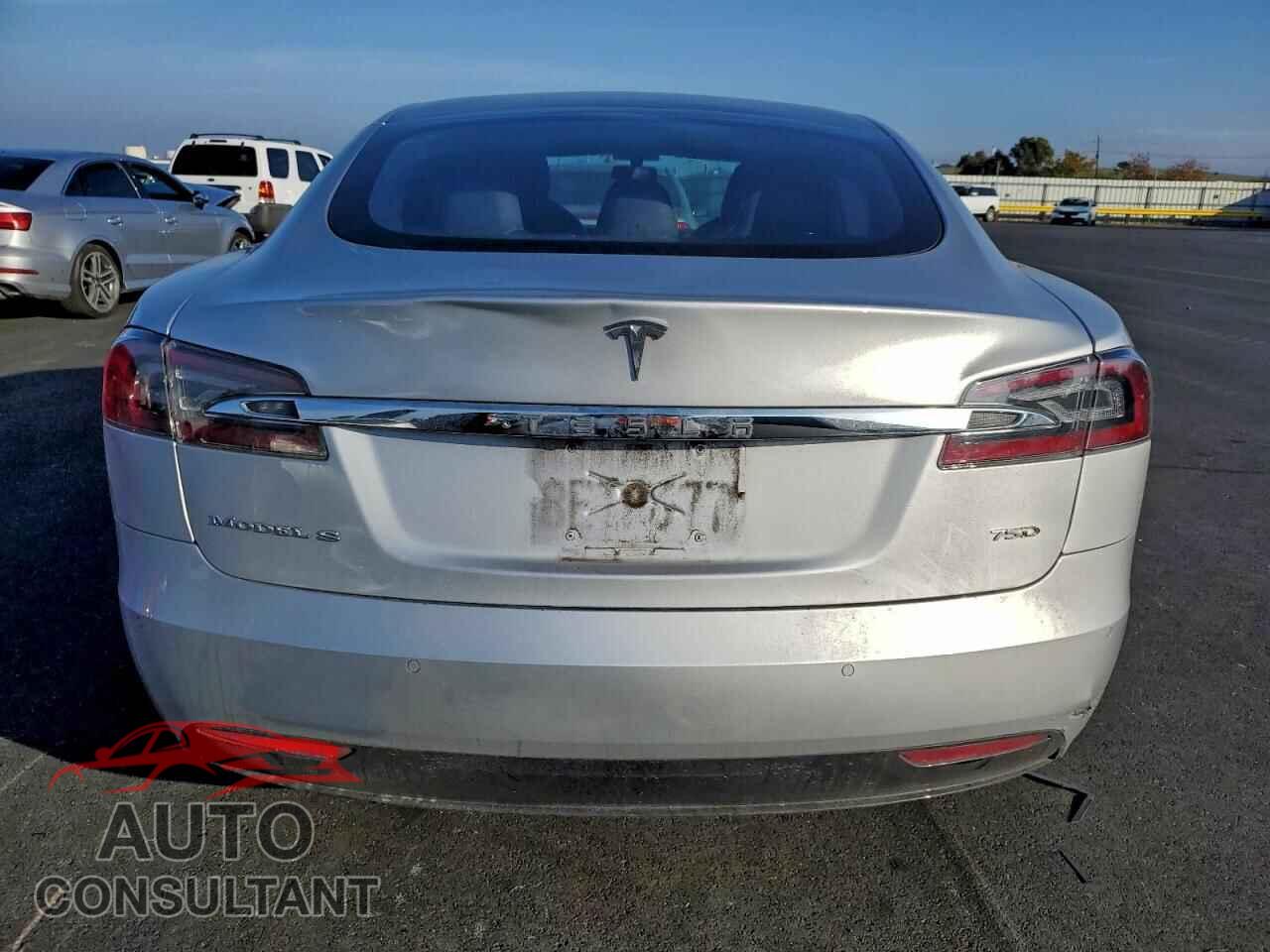 TESLA MODEL S 2018 - 5YJSA1E23JF259218