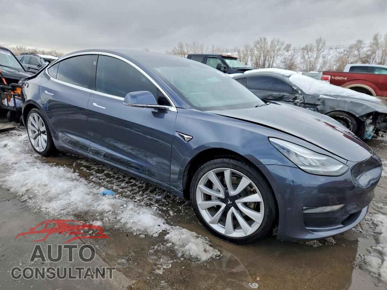 TESLA MODEL 3 2019 - 5YJ3E1EB6KF205938