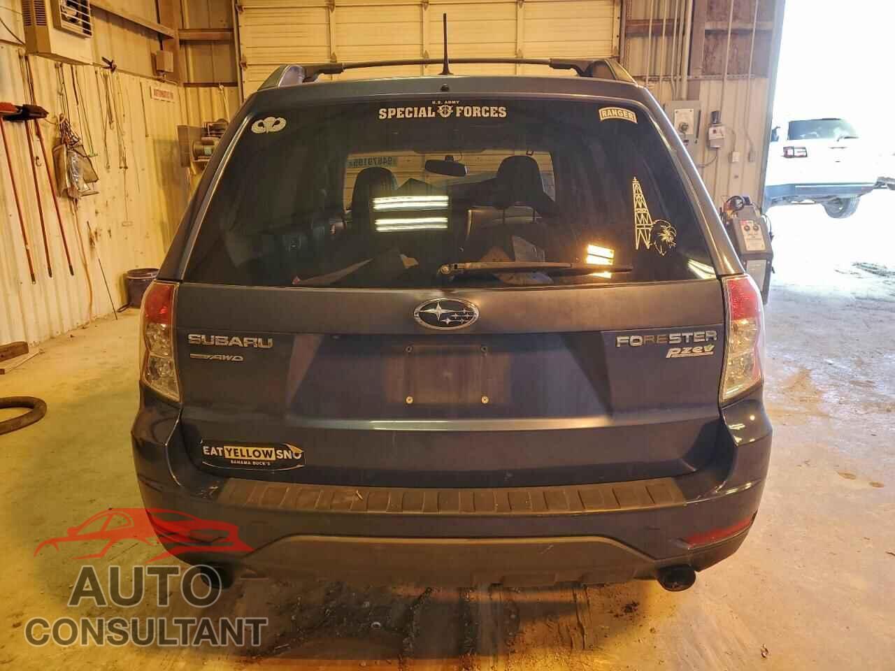 SUBARU FORESTER 2011 - JF2SHAEC9BH743384