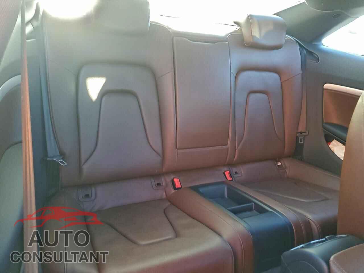 AUDI A5 2014 - WAUCFAFR9EA053026