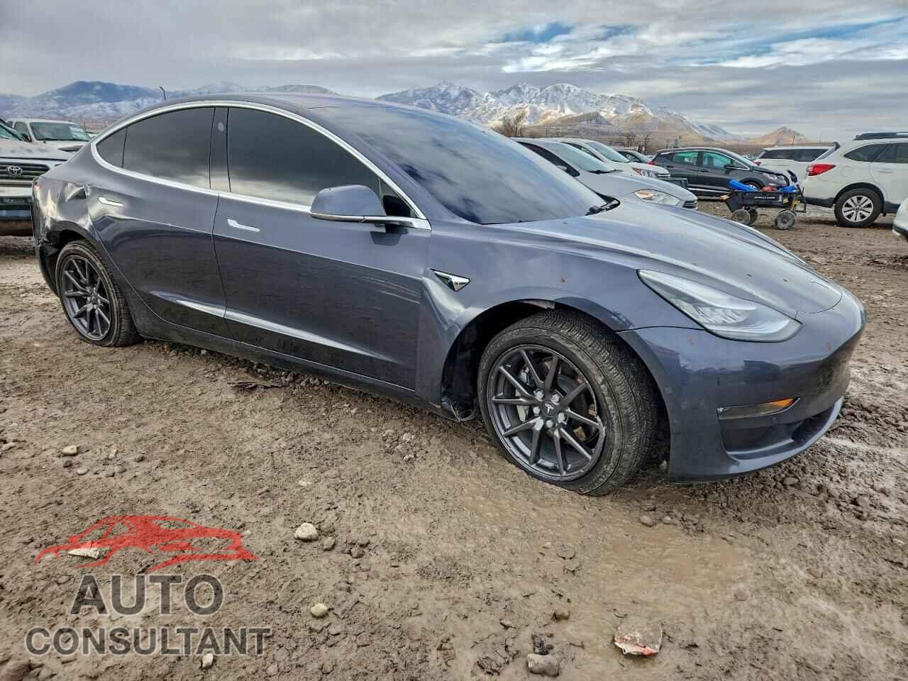 TESLA MODEL 3 2018 - 5YJ3E1EB9JF128450