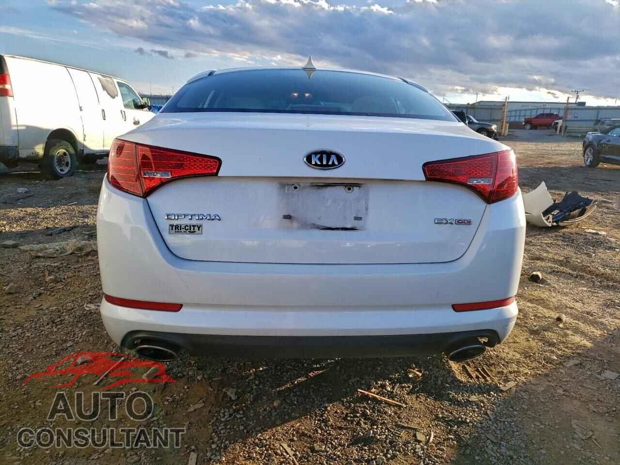 KIA OPTIMA 2012 - 5XXGN4A79CG008958