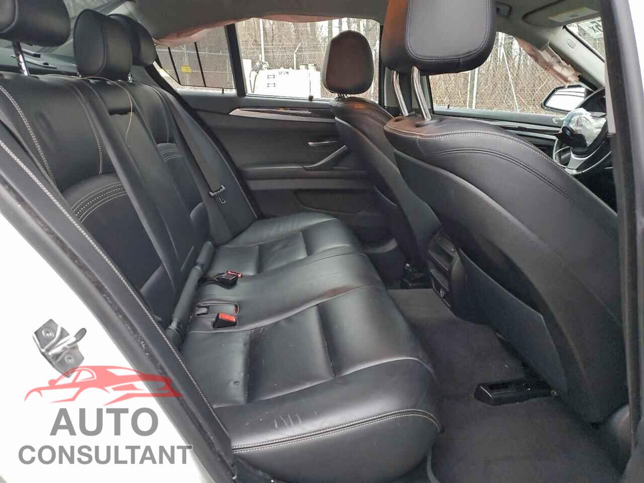 BMW 5 SERIES 2016 - WBA5B3C54GG255645