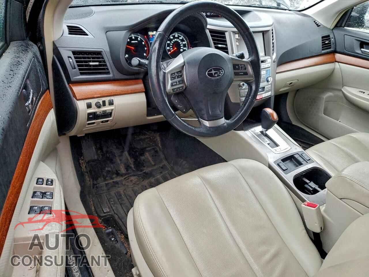 SUBARU OUTBACK 2013 - 4S4BRBLC6D3218587