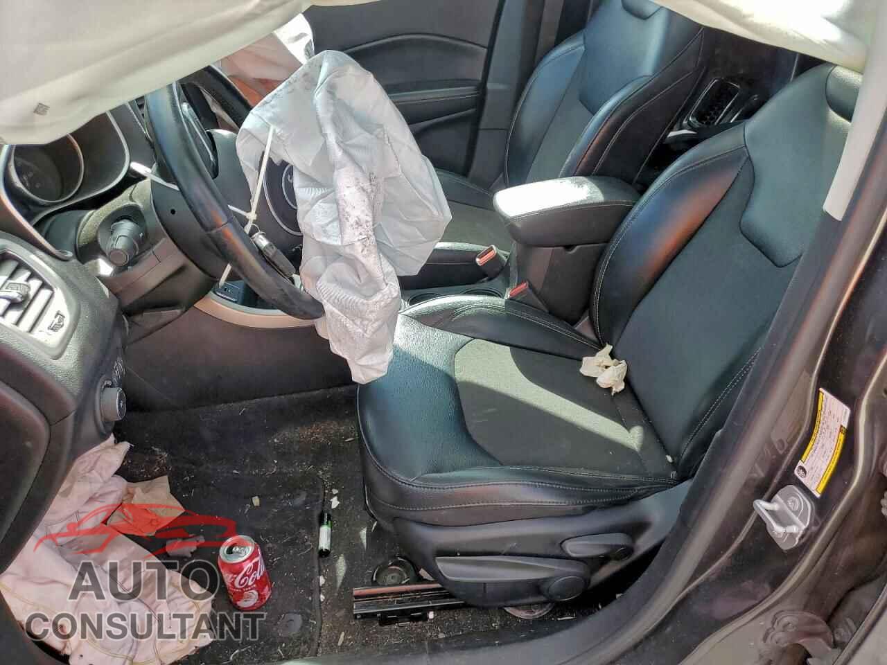 JEEP COMPASS 2020 - 3C4NJCBB7LT224845