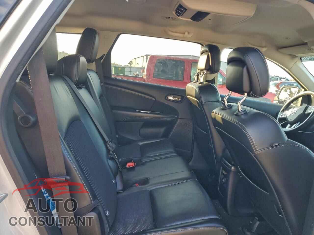 DODGE JOURNEY 2018 - 3C4PDCGGXJT376183