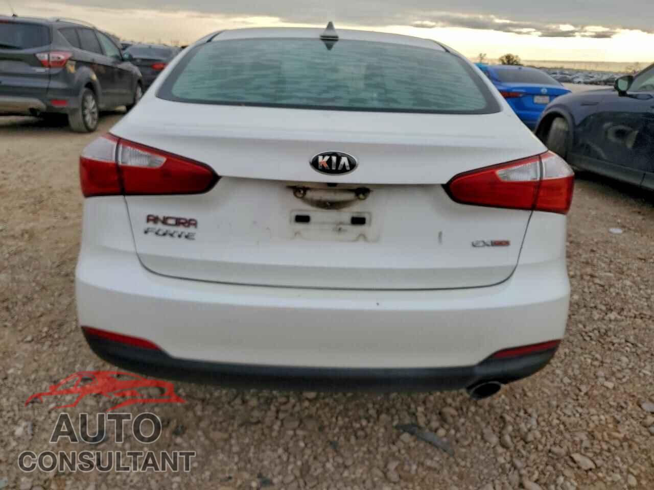 KIA FORTE 2015 - KNAFX4A83F5329270
