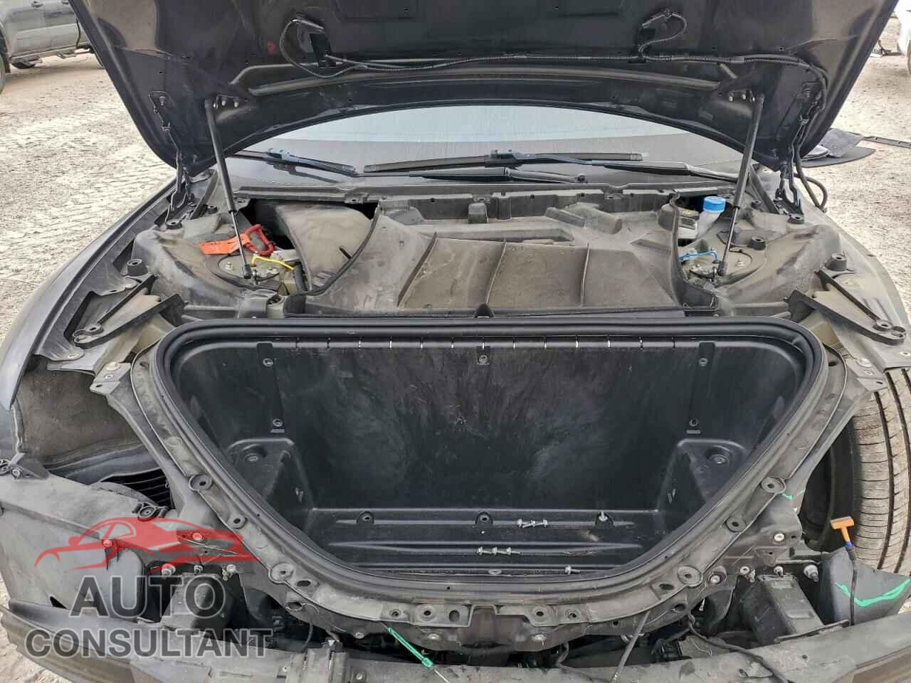 TESLA MODEL S 2018 - 5YJSA1E23JF244816
