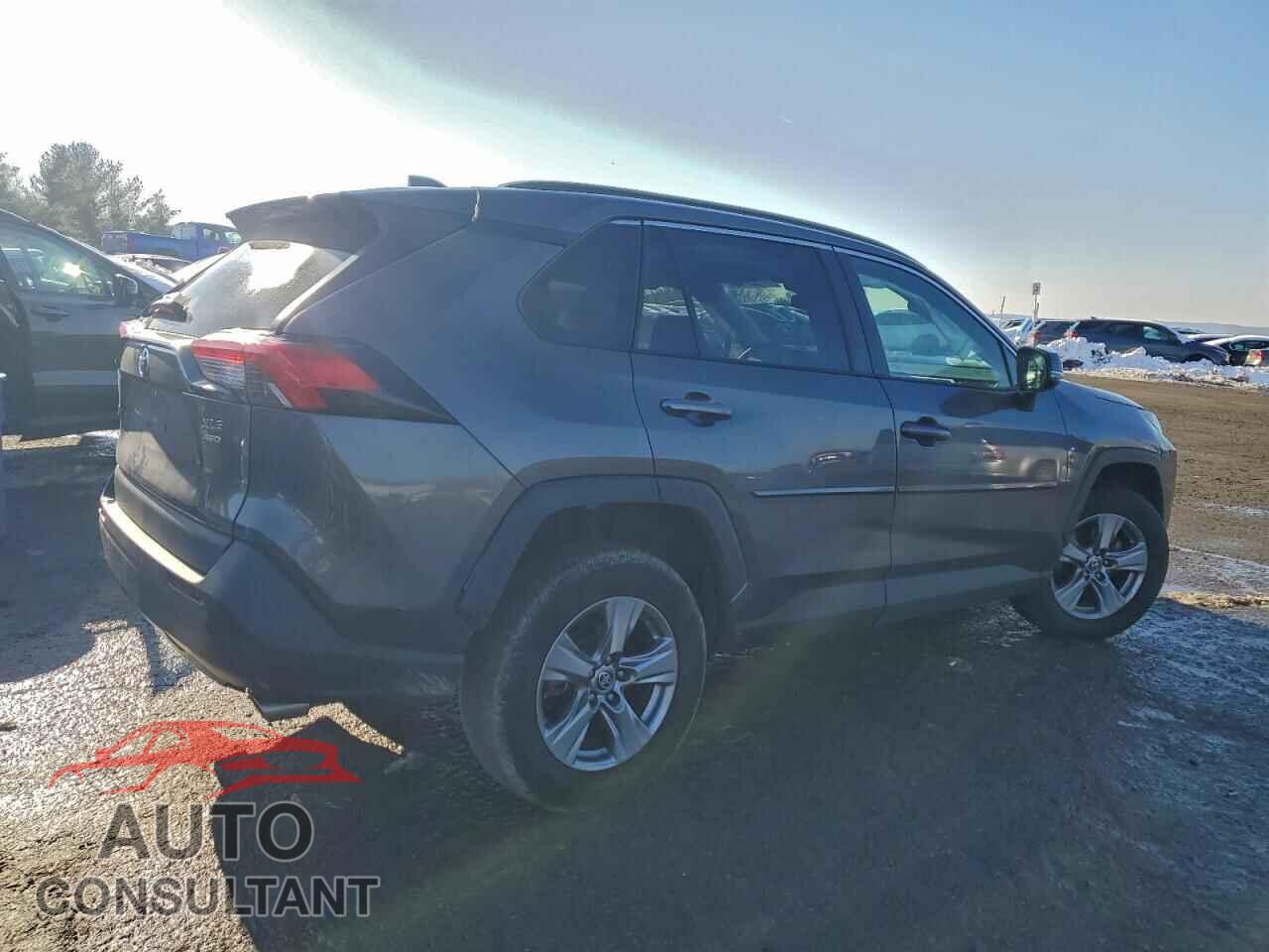 TOYOTA RAV4 2023 - 2T3P1RFV1PC328229