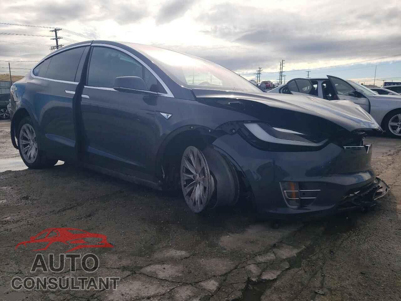 TESLA MODEL X 2016 - 5YJXCBE24GF011848