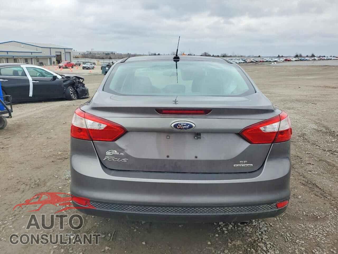 FORD FOCUS 2014 - 1FADP3F26EL203428