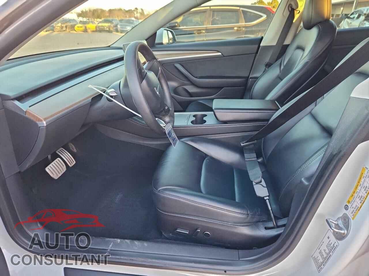 TESLA MODEL 3 2022 - 5YJ3E1EC6NF348529