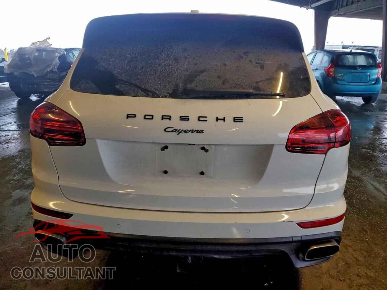 PORSCHE CAYENNE 2016 - WP1AA2A27GLA04616
