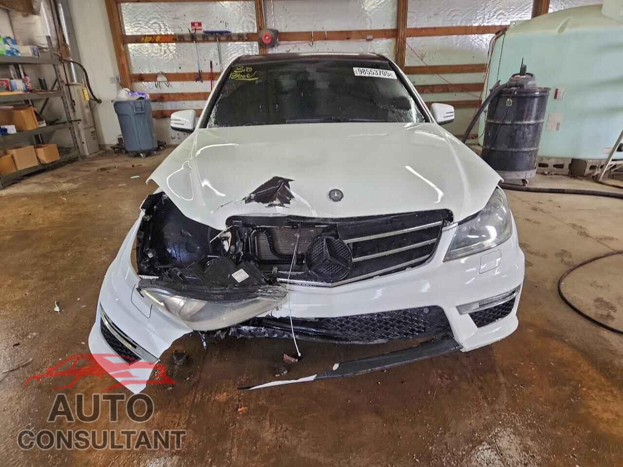 MERCEDES-BENZ C-CLASS 2013 - WDDGF8AB6DR281773