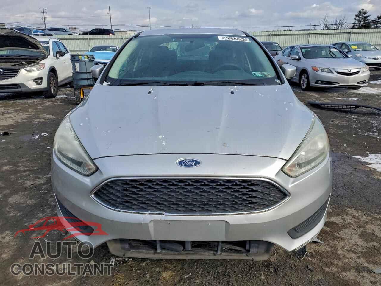 FORD FOCUS 2017 - 1FADP3F29HL207526