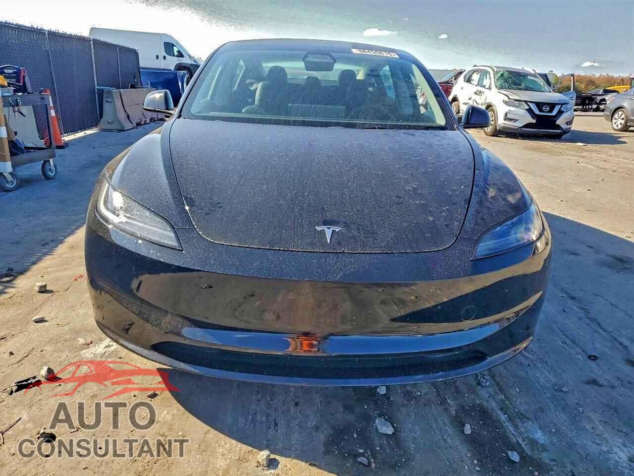 TESLA MODEL 3 2024 - 5YJ3E1EB0RF789327