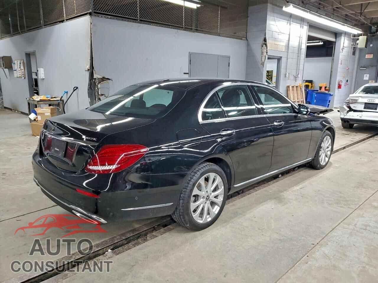 MERCEDES-BENZ E-CLASS 2019 - WDDZF4KB2KA543784