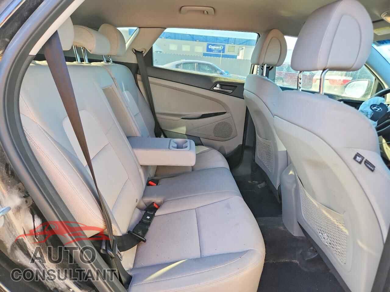 HYUNDAI TUCSON 2017 - KM8J23A43HU577607