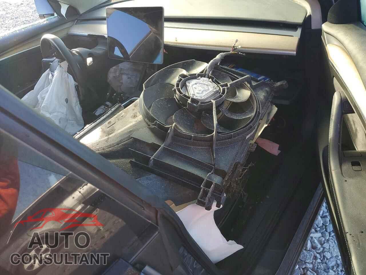 TESLA MODEL 3 2022 - 5YJ3E1EB4NF193440